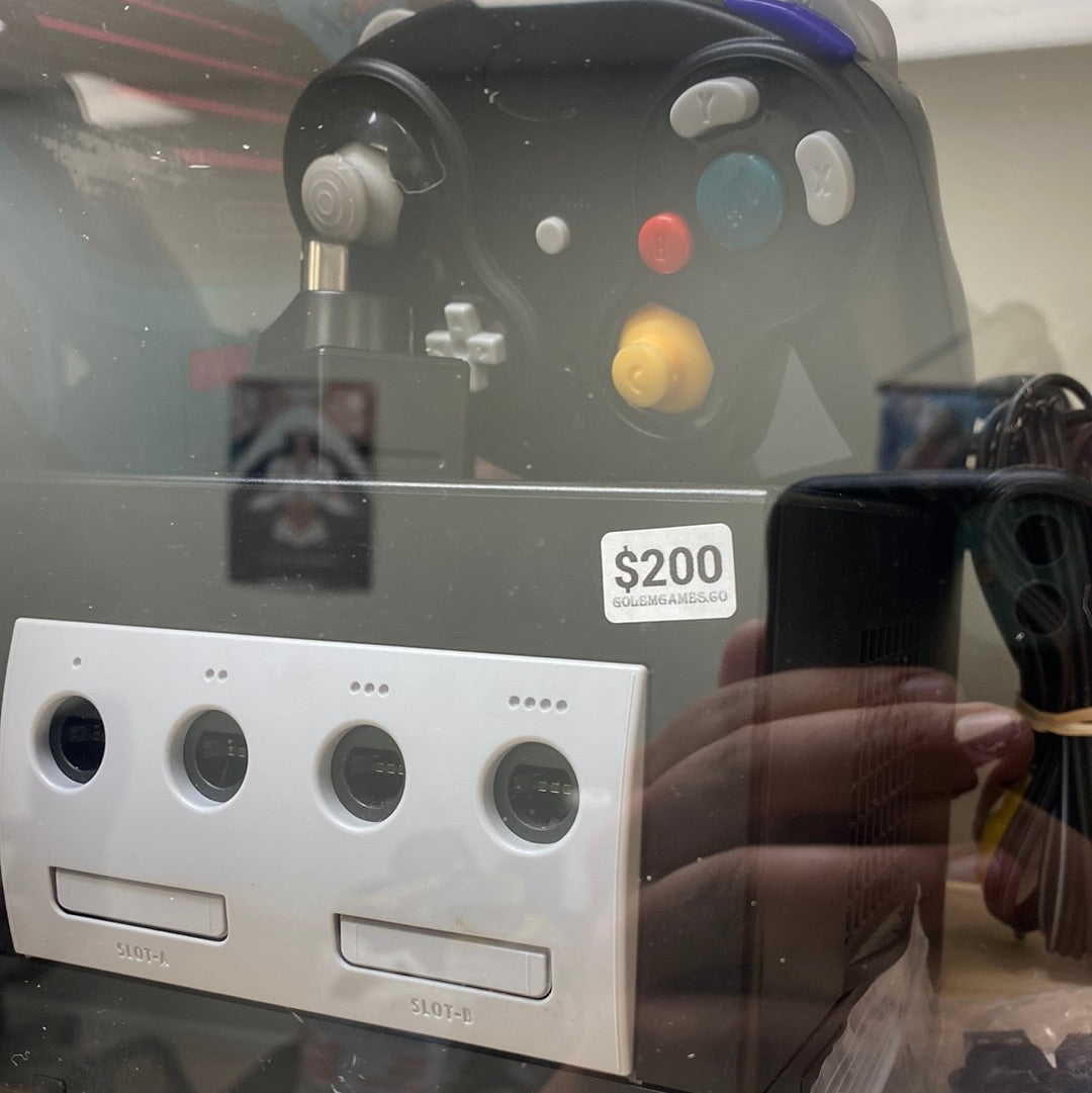 Black Gamecube Console and Controller Bundle with 2 controllers, retro gaming system for collectors